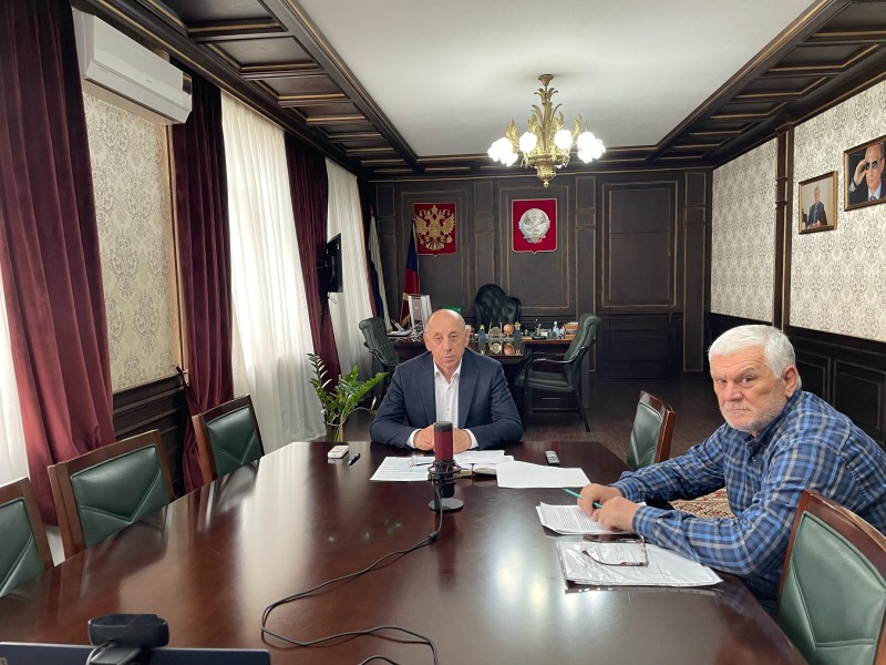 Глава МР Даниял Исламов принял участие в заседании Комиссии при Главе Республики Дагестан.